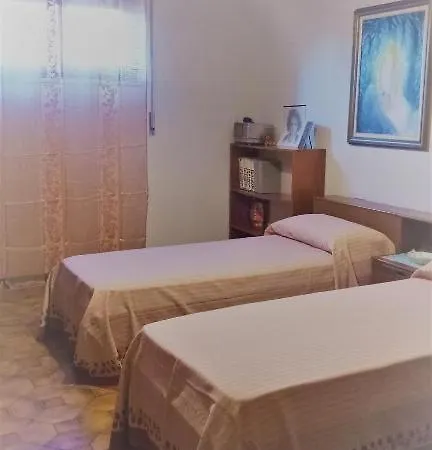 Casa Vacanze E Affittacamere Isola Di