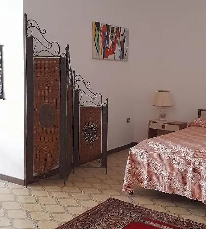Casa Vacanze E Affittacamere Isola Di *